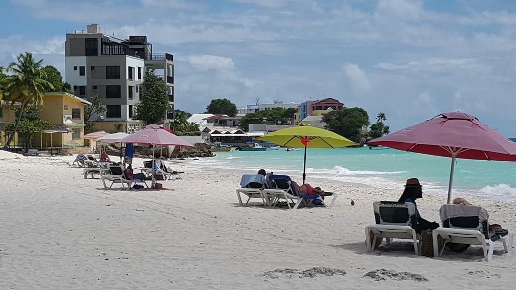 Worthing Beach Apartments Bridgetown Buitenkant foto